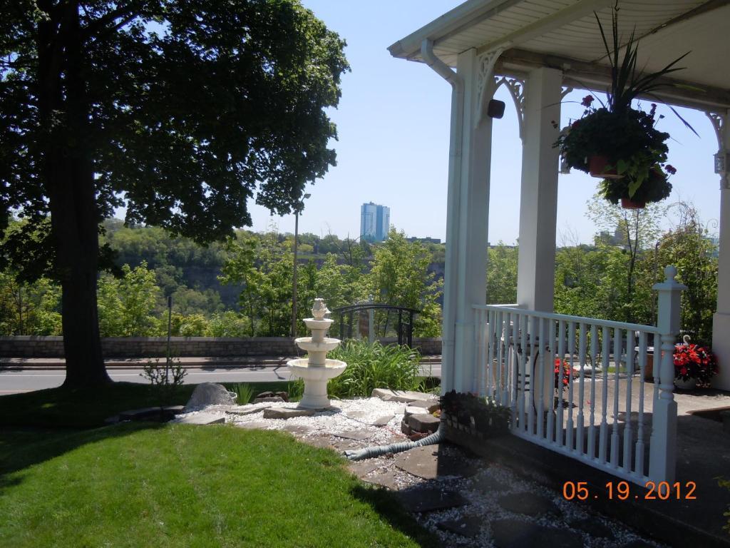Glen Mhor Bed And Breakfast Niagara Falls Exteriör bild