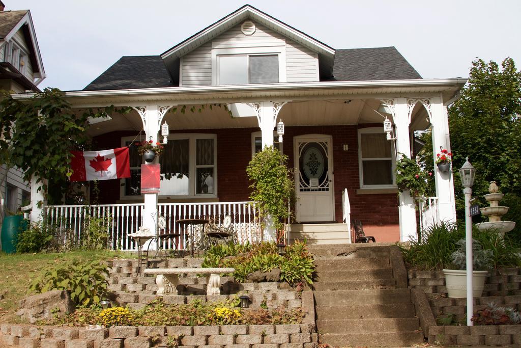 Glen Mhor Bed And Breakfast Niagara Falls Exteriör bild